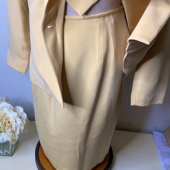 Travis Ayers Tan Suit Set Size 2P - Picture 3 of 8